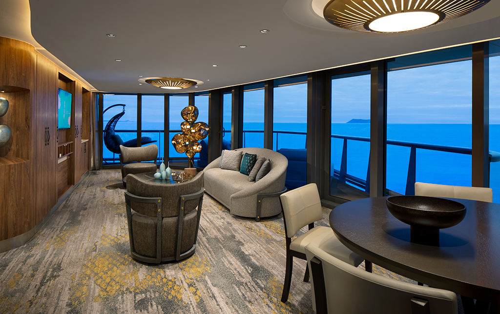 fl19-penthousesuite525-living1r_digitalCelebrity Cruises Flora Penthouse Suite.jpg